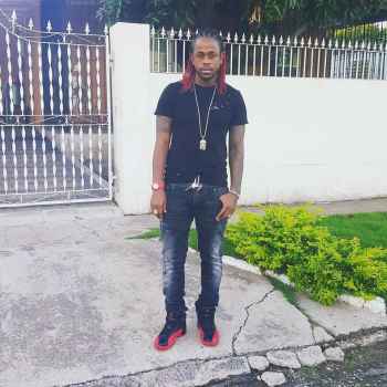 Kalado Drops Long-Awaited "Bruk Foreigner" Video Starring Twin of Twins
